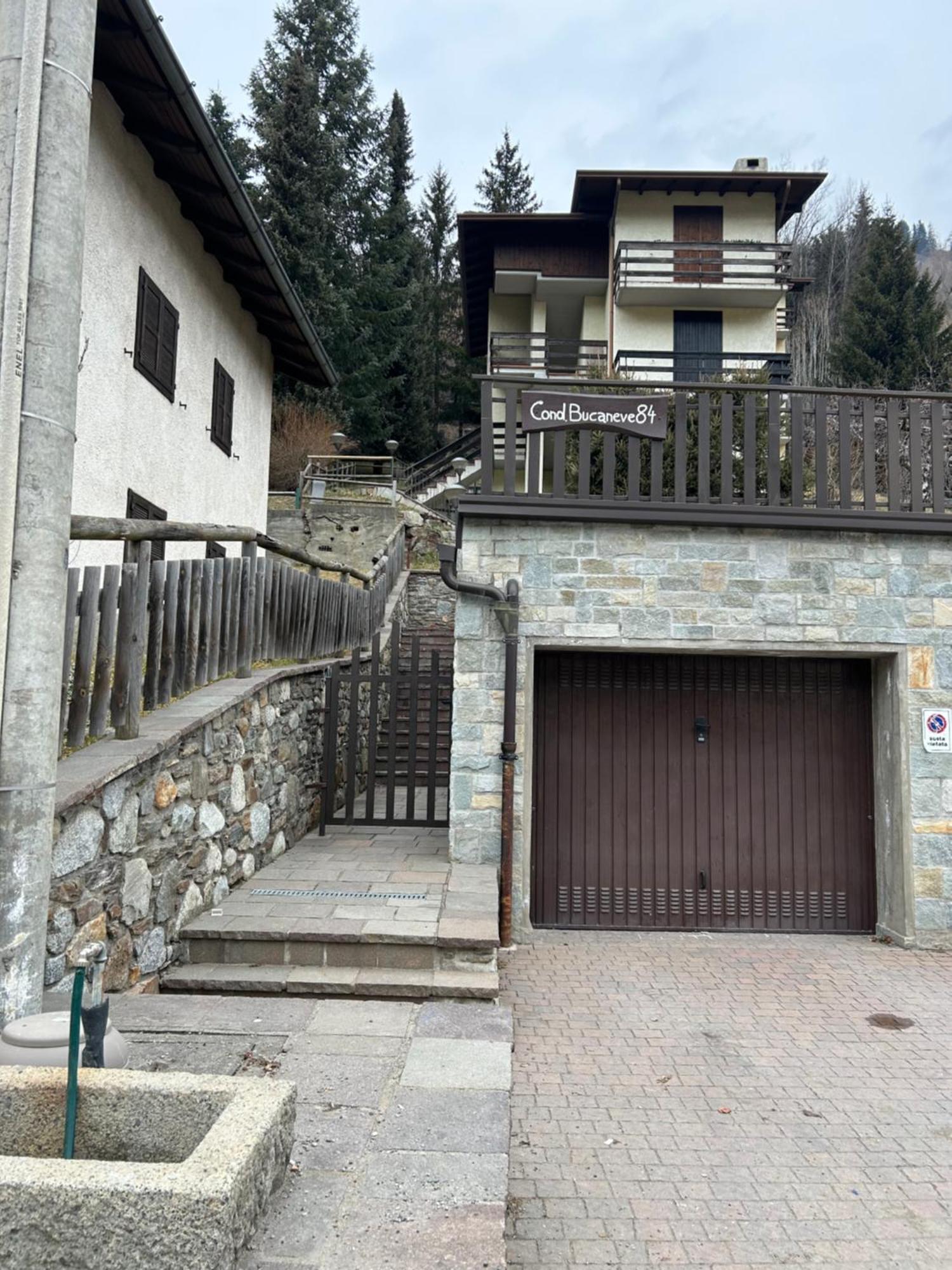 Pontagna Di Temu Palazzina Bucaneve エクステリア 写真
